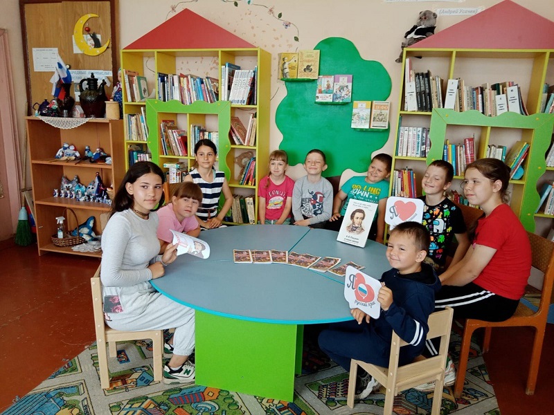 Летний оздоровительный лагерь при школе "Лучик".