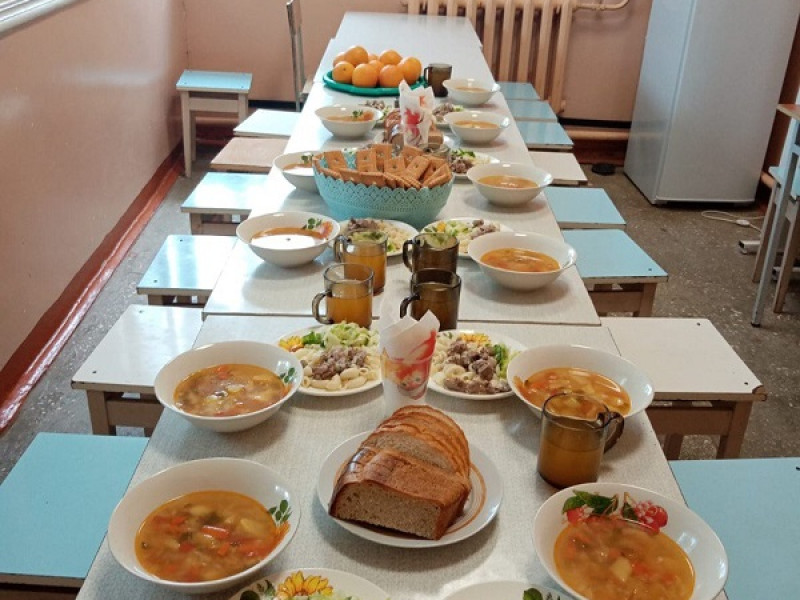 Летний оздоровительный лагерь при школе "Лучик".